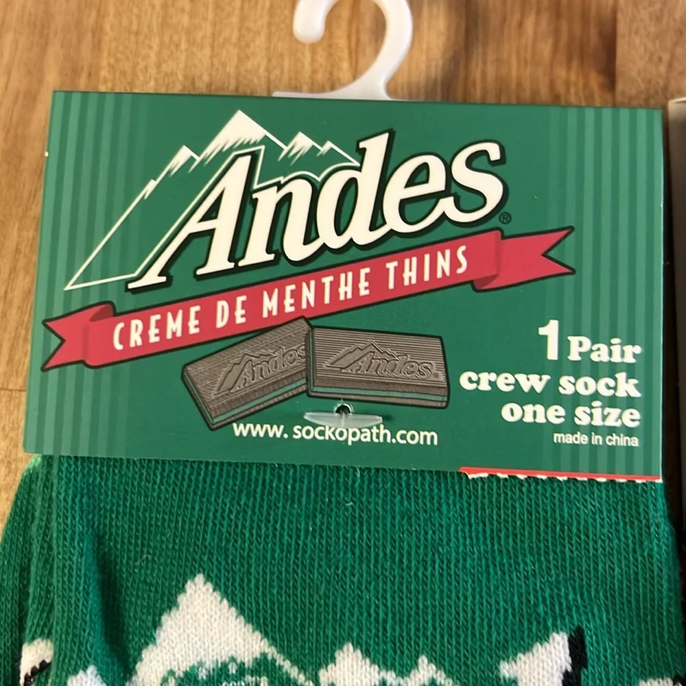 Andes Thins Dubble Bubble Logo Unisex 2 Pair Crew Socks NWT
